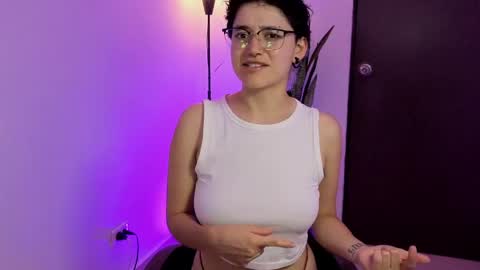 Snapshot of jeroharper chatting on 04/13/26, 10:15 Jero Harper online show from 04/13/26, 10:15