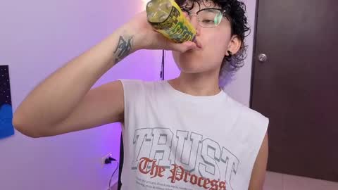 Snapshot of jeroharper chatting on 04/15/26, 09:37 Jero Harper online show from 04/15/26, 09:37