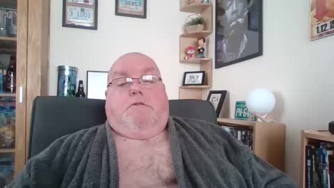 Snapshot of jerseyhammer01 chatting on 03/12/25, 09:02 Harry online show from 03/12/25, 09:02