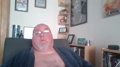 Snapshot of jerseyhammer01 chatting on 09/21/25, 07:21 Harry online show from 09/21/25, 07:21