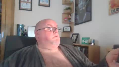 Snapshot of jerseyhammer01 chatting on 11/05/25, 09:20 Harry online show from 11/05/25, 09:20