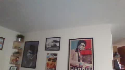 Harry online show from 12/17/25, 12:27