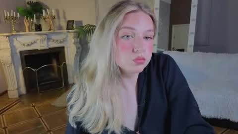 Snapshot of jes_solar chatting on 09/13/25, 11:32 jes_solar online show from 09/13/25, 11:32