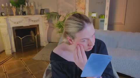 Snapshot of jes_solar chatting on 09/28/25, 12:21 jes_solar online show from 09/28/25, 12:21