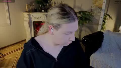 Snapshot of jes_solar chatting on 11/09/25, 09:35 jes_solar online show from 11/09/25, 09:35