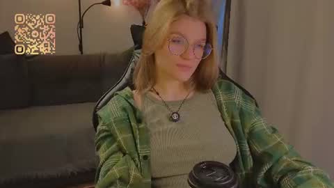  JessieVibes online show from 07/16/26, 01:39