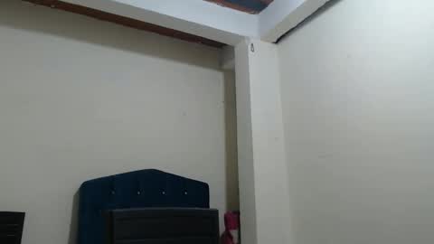 Snapshot of jess_beauty chatting on 11/16/25, 01:44 jess beauty online show from 11/16/25, 01:44