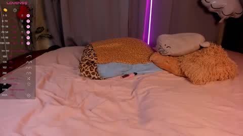 Jess online show from 10/31/25, 04:35