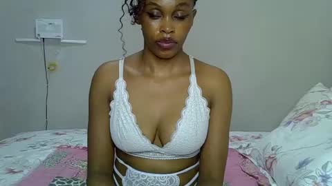 Snapshot of jessajoyy chatting on 07/19/26, 10:02 jessajoyy online show from 07/19/26, 10:02