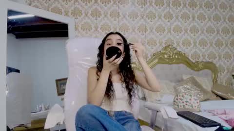 jessb_ online show from 09/09/25, 06:18