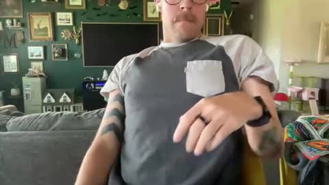jesserowan online show from 07/22/26, 04:21