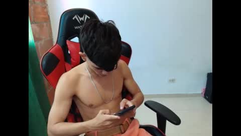 jesshot_bigcock online show from 10/19/25, 02:07