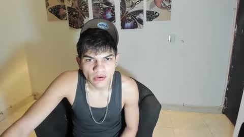 jesshot_bigcock online show from 02/15/26, 04:42