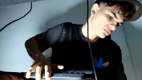 jesshot_bigcock online show from 03/19/26, 09:35