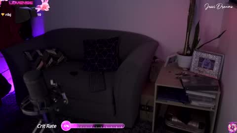 Snapshot of jessi_dreams chatting on 02/09/25, 04:36 Jessica Gomez online show from 02/09/25, 04:36