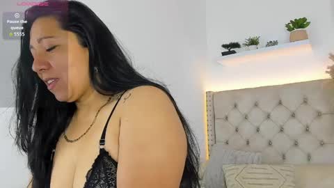 Snapshot of jessica__milf chatting on 05/03/26, 03:23 jessica__milf online show from 05/03/26, 03:23