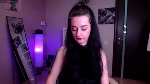 Jessica online show from 12/27/24, 09:06