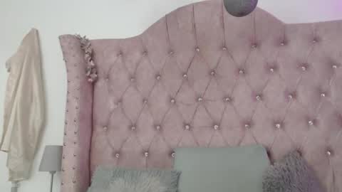 Jessica  online show from 02/15/26, 05:09