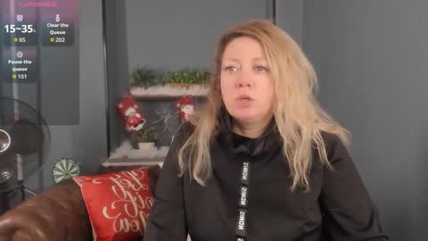 Jessica online show from 12/22/25, 01:19