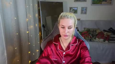 Jessy online show from 12/11/24, 07:03