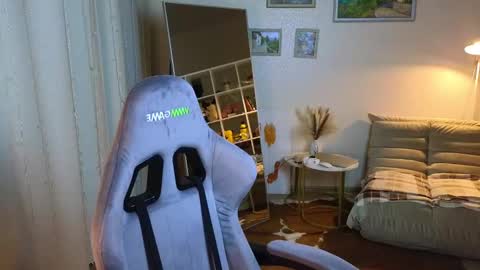 Jessy online show from 12/31/24, 02:14