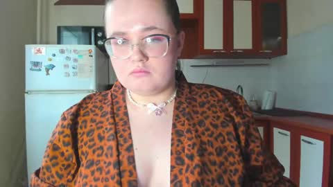 Natalia online show from 05/11/26, 06:52