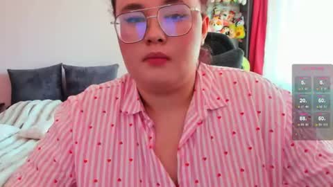 Snapshot of jessica_joy_ chatting on 07/13/26, 06:49 Natalia online show from 07/13/26, 06:49