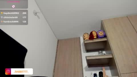 jessica_rabbit777_ online show from 04/28/26, 02:27