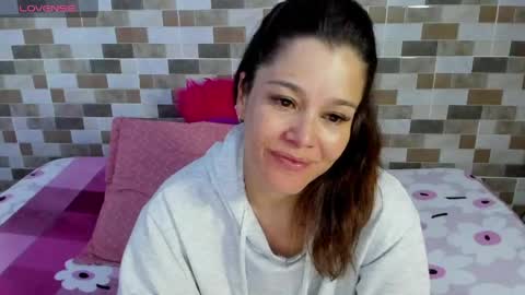 jessimodel independient online show from 06/04/26, 09:43