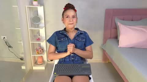 Jessica online show from 09/13/25, 03:12