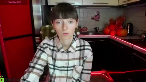 jessicaforris online show from 10/06/25, 06:55