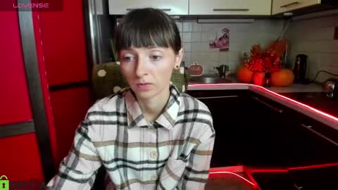 jessicaforris online show from 10/14/25, 07:09