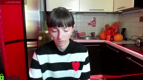 jessicaforris online show from 10/20/25, 06:47