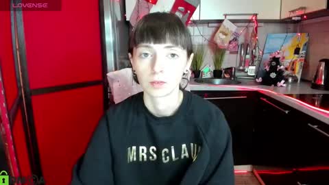 jessicaforris online show from 12/15/25, 07:56