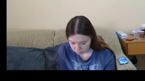 jessicaholland1 online show from 04/08/26, 07:08