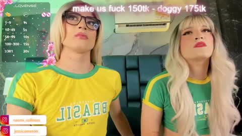 Snapshot of jessicameron chatting on 01/09/25, 03:58 JESSI AND NAOMI online show from 01/09/25, 03:58