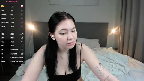 JessicaMooon online show from 02/25/25, 12:36