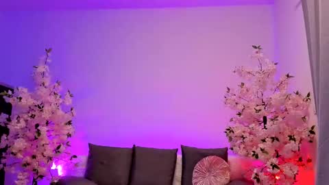 Gloria   online show from 02/20/25, 05:23