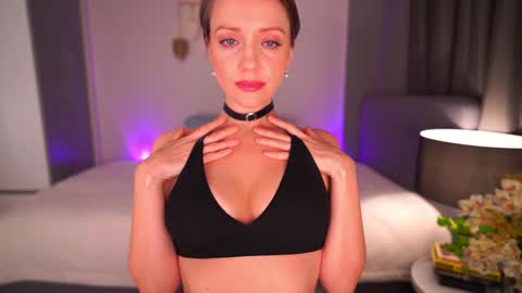 Snapshot of jessideen chatting on 01/24/25, 08:02 Jessica online show from 01/24/25, 08:02