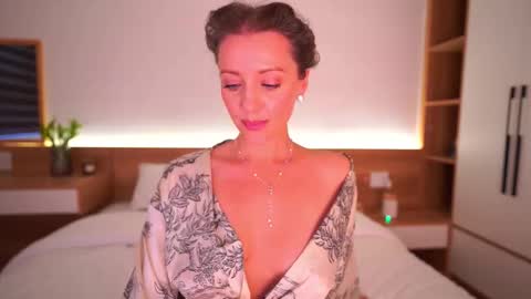 Snapshot of jessideen chatting on 09/20/25, 09:21 Jessica online show from 09/20/25, 09:21