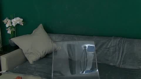 Snapshot of jessie_sinn chatting on 02/25/26, 04:05 Jessie online show from 02/25/26, 04:05