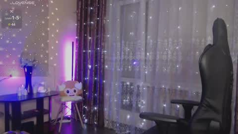 Jess online show from 01/14/25, 12:33