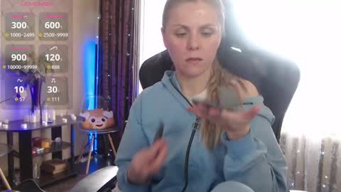 Jess online show from 04/05/26, 10:23