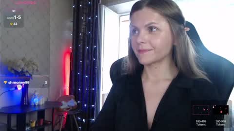 Snapshot of jessiemays chatting on 06/14/26, 04:14 Jess online show from 06/14/26, 04:14