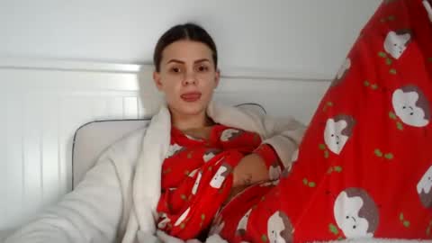 jessieryan online show from 02/11/25, 02:35