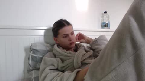 jessieryan online show from 11/15/25, 06:22