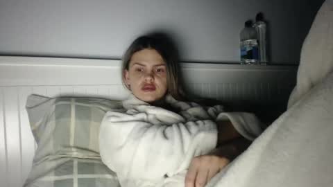 jessieryan online show from 11/21/25, 03:05