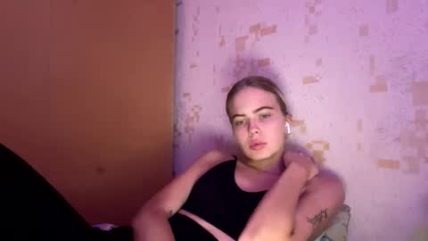 jessika_evans online show from 10/15/25, 12:38