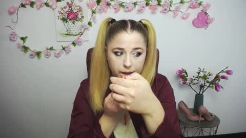 Jess online show from 09/14/25, 06:56