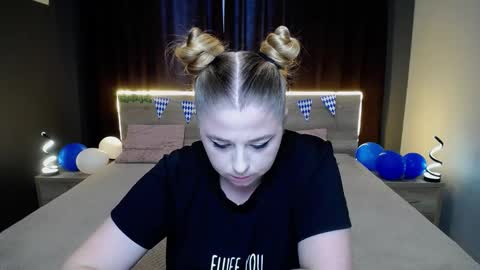 Jess online show from 09/23/25, 07:00